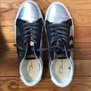 Vintage Havana metallic sneakers